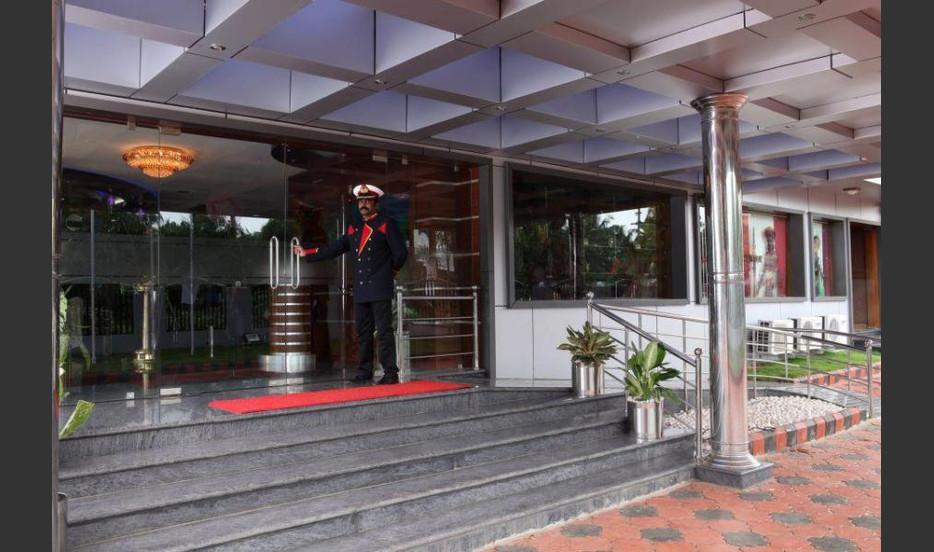 Hotel Nila Residency Shoranur Exterior foto